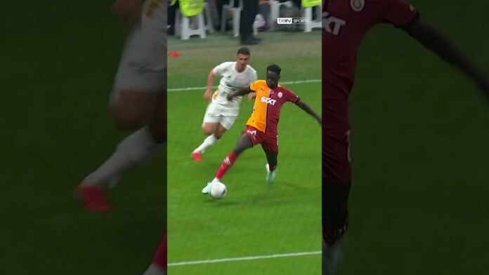 galatasarayda-victor-osimhen-ve-davinson-sanchezden-sik-hareketler-shorts-galatasaray-osimhen-pHXPecLi.jpg