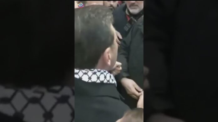 siz-turkiyenin-polisisiniz-gazzedeki-soykirimi-protesto-ediyoruz-ozgur-celikin-gazze-cikisi-a9NI8mqZ.jpg
